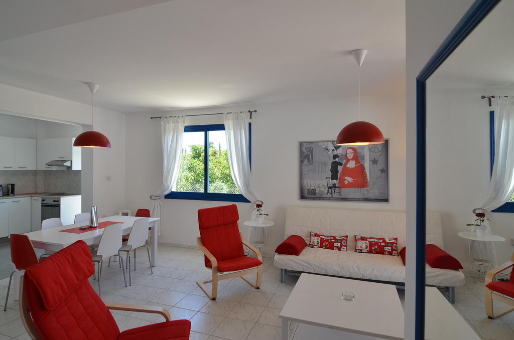 Sea Breeze Villas Арґака Номер фото