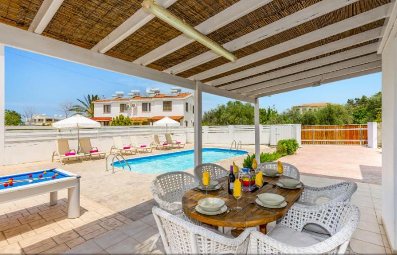 Sea Breeze Villas Арґака Екстер'єр фото